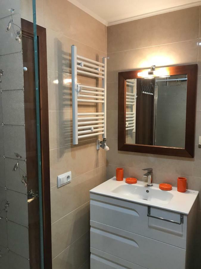 Апартаменти Fantastico Apartamento A 100 M Del Centro Жерона Екстер'єр фото